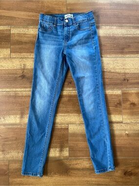 Jordache Girls Super Skinny Jeans in Blue Wash